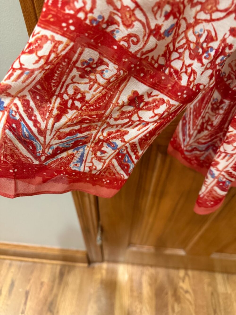 TORY BURCH ‘Danica' Silk Top In Madura Acai Red Size 14 - Picture 11 of 11